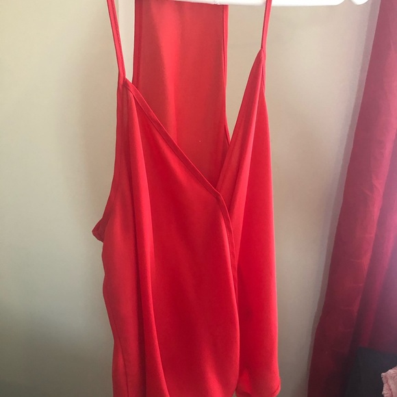 Women crop tops - Picture 3 of 3